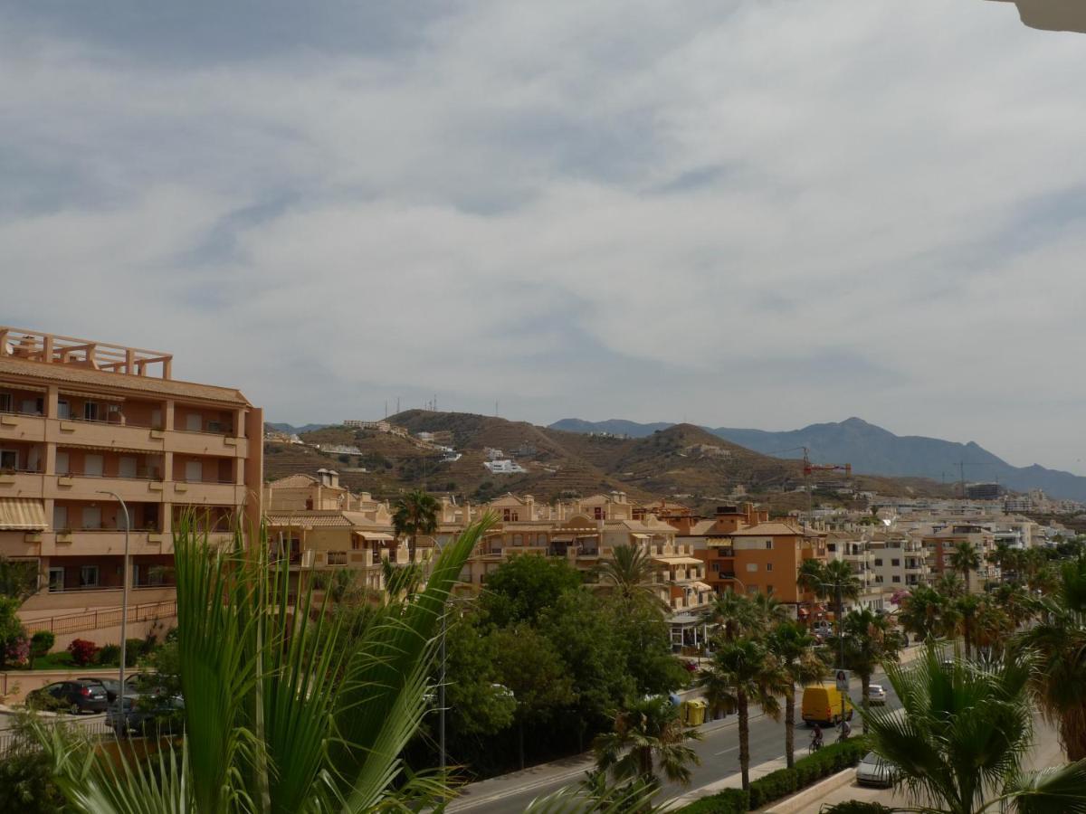 Torrox Costa Beachfront Apartment Exterior foto