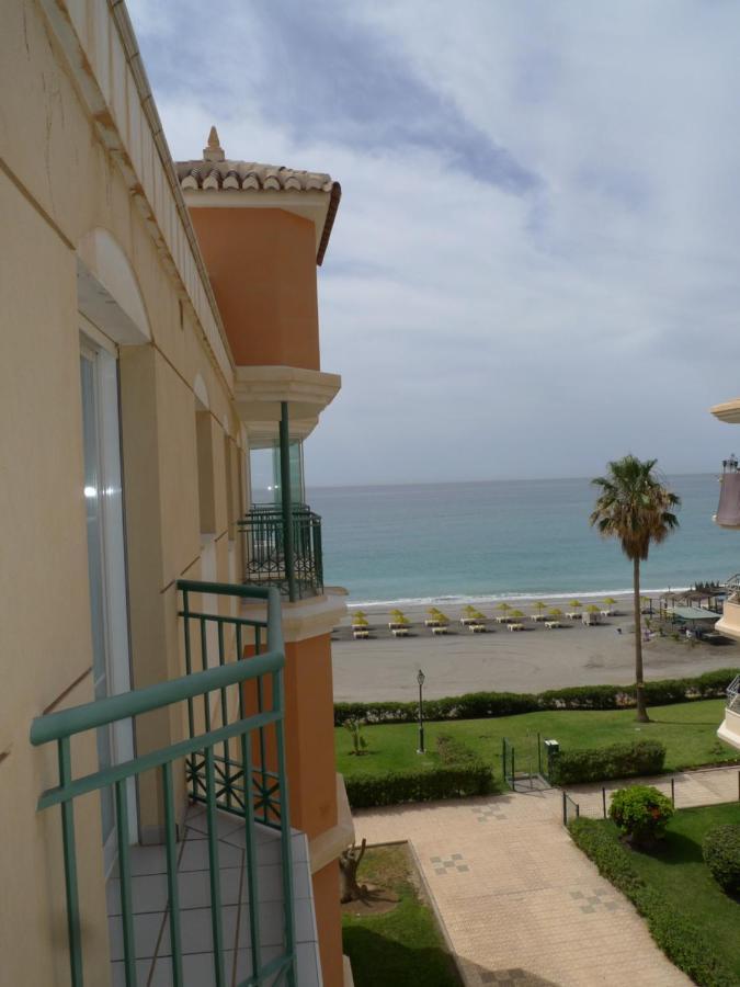 Torrox Costa Beachfront Apartment Exterior foto